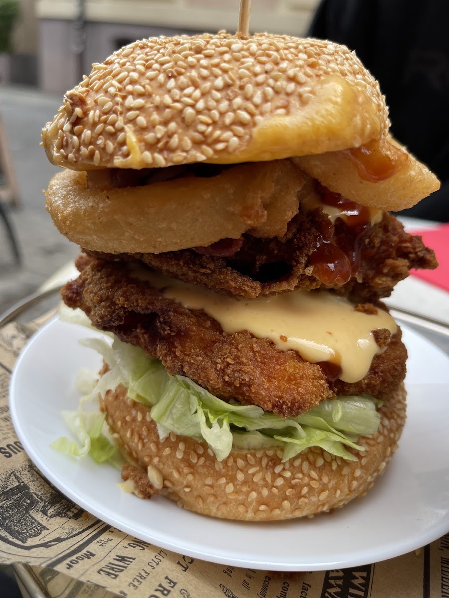 Fmr Funky Monkey Room-3